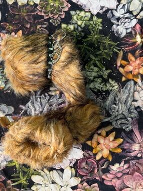 Faux Fur Pom Pom Keychain - Brown